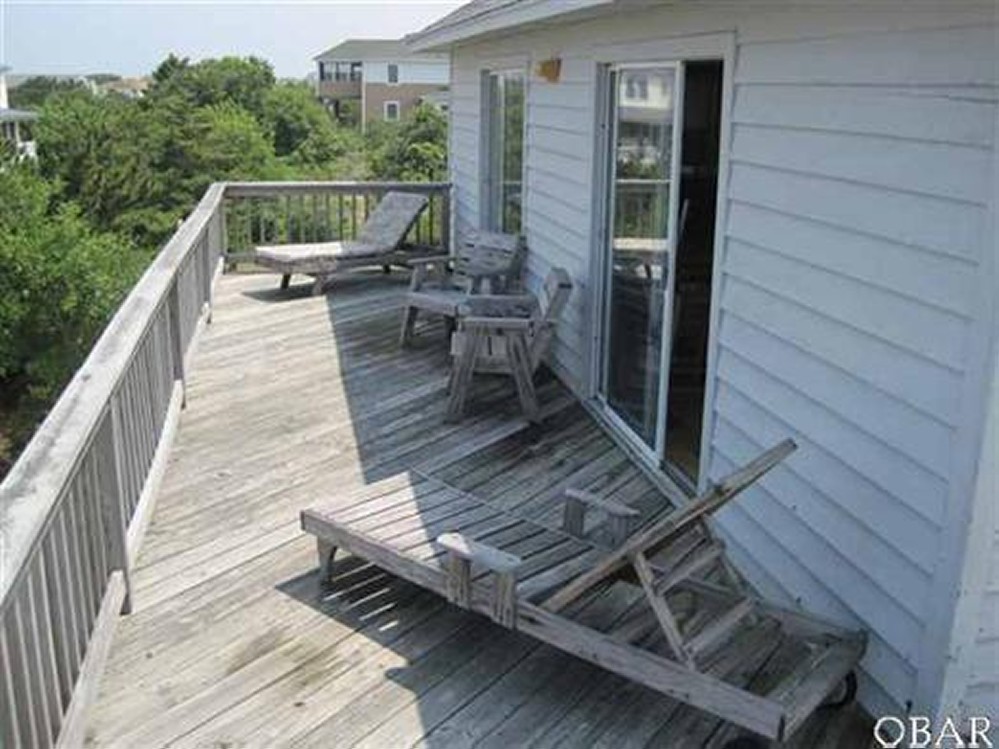 listing07.jpg