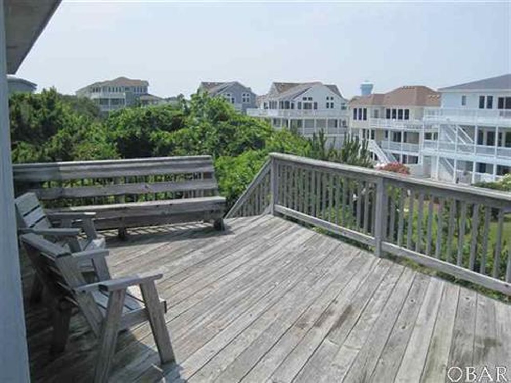listing09.jpg