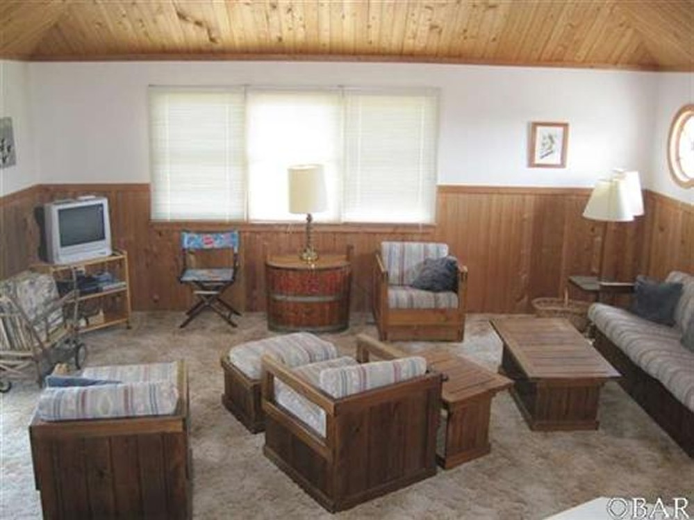 listing11.jpg